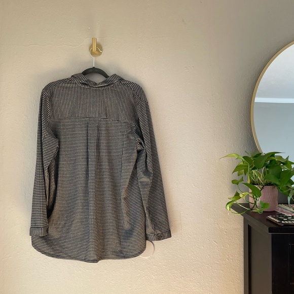 Max Studio Super Soft Flannel Button Down Shirt - Picture 7 of 8